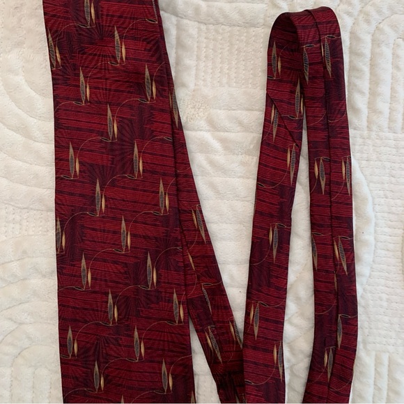 Bill Blass Black Label Red Silk Tie - Picture 3 of 13